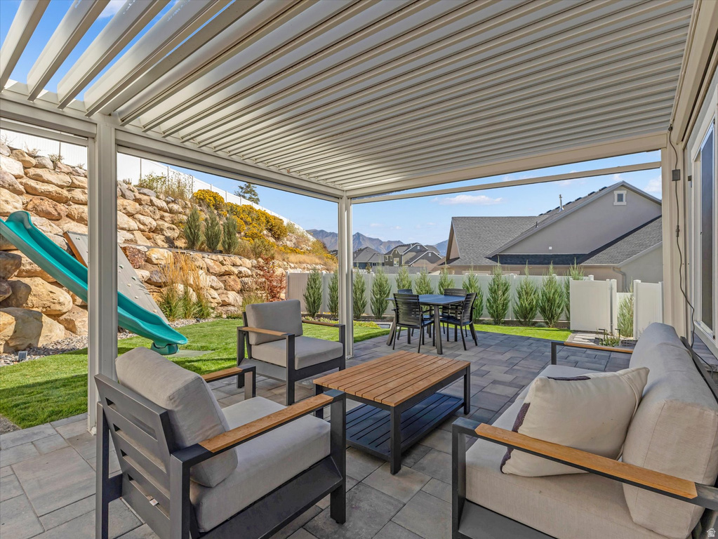 882 W SPRING DEW LN Lehi, UT 84048