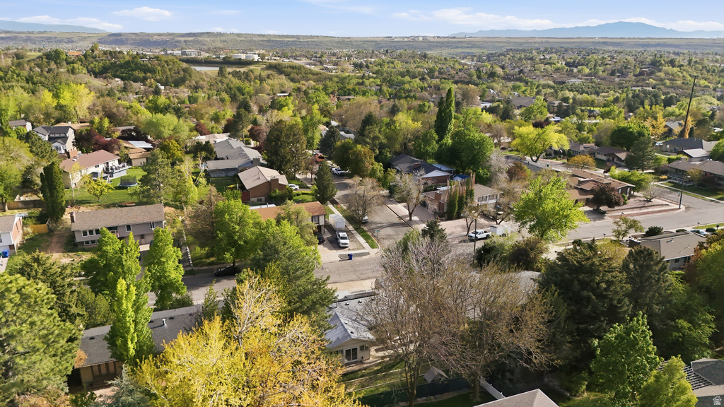 1630 E NAVAJO Ogden, UT 84403