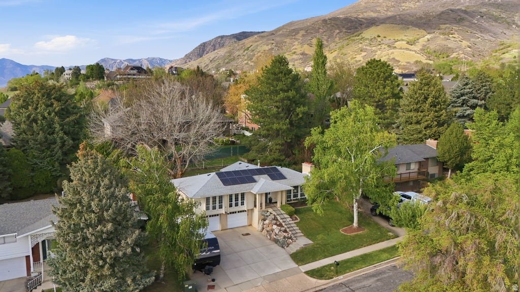 1630 E NAVAJO Ogden, UT 84403