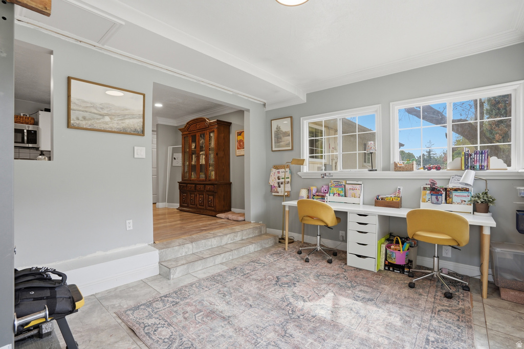 1630 E NAVAJO Ogden, UT 84403