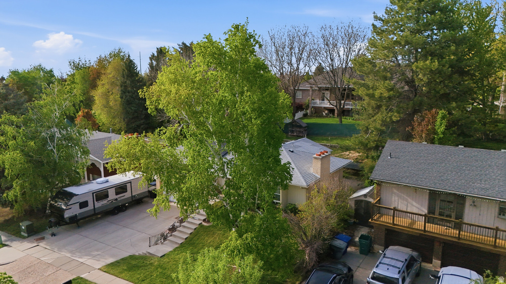 1630 E NAVAJO Ogden, UT 84403