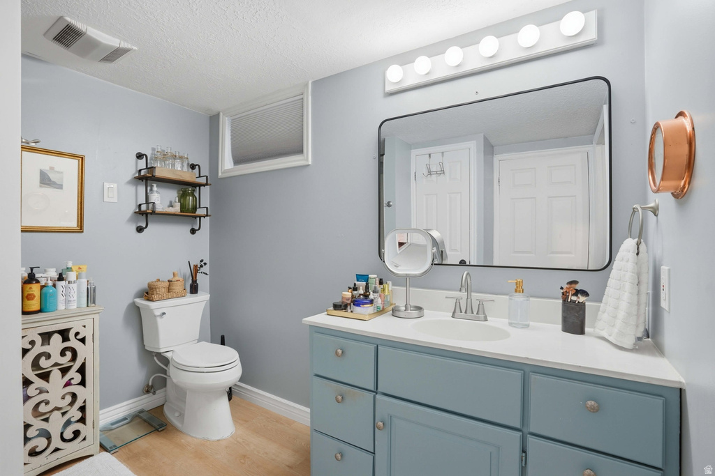 1630 E NAVAJO Ogden, UT 84403