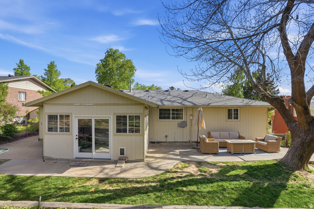 1630 E NAVAJO Ogden, UT 84403