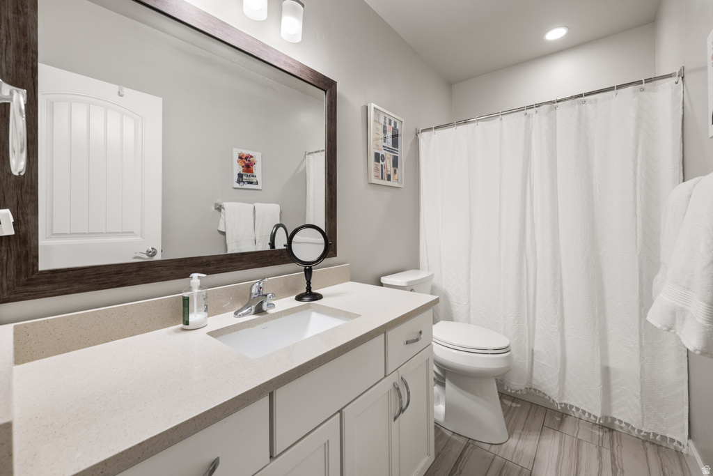 306 E BELLA VIDA DR North Salt Lake, UT 84054