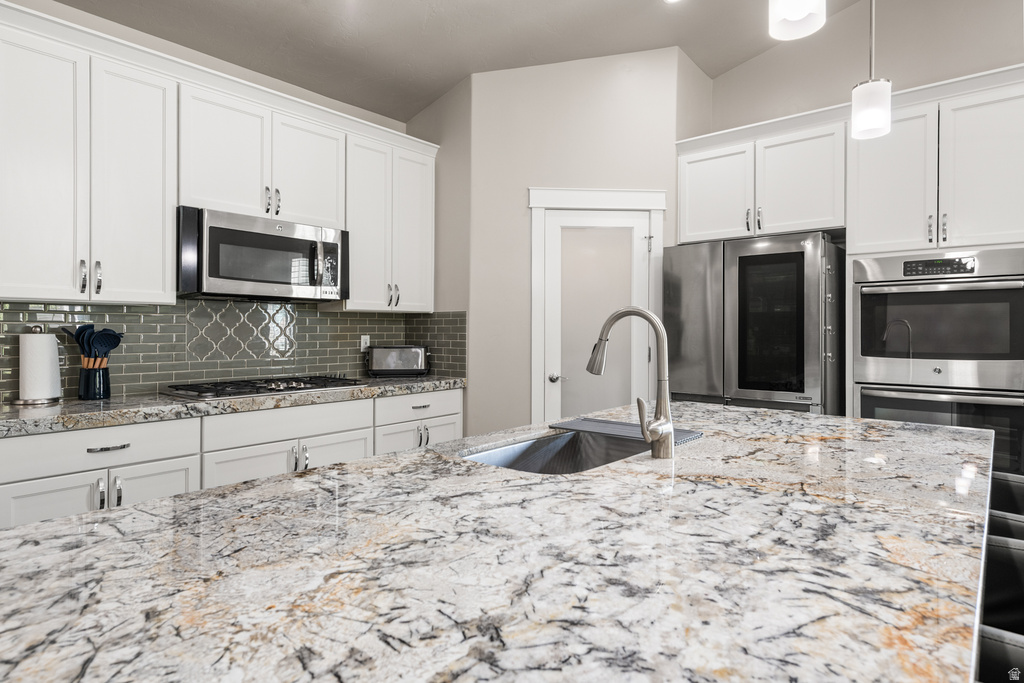 306 E BELLA VIDA DR North Salt Lake, UT 84054