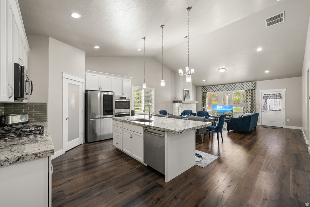 306 E BELLA VIDA DR North Salt Lake, UT 84054