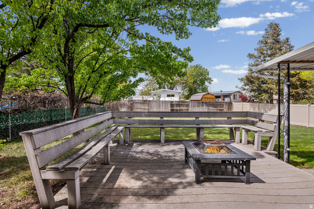 3846 W MEADOW GATE DR West Valley City, UT 84120