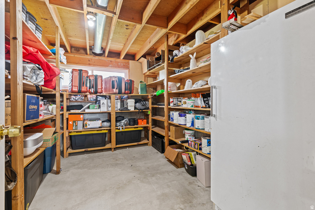 3846 W MEADOW GATE DR West Valley City, UT 84120