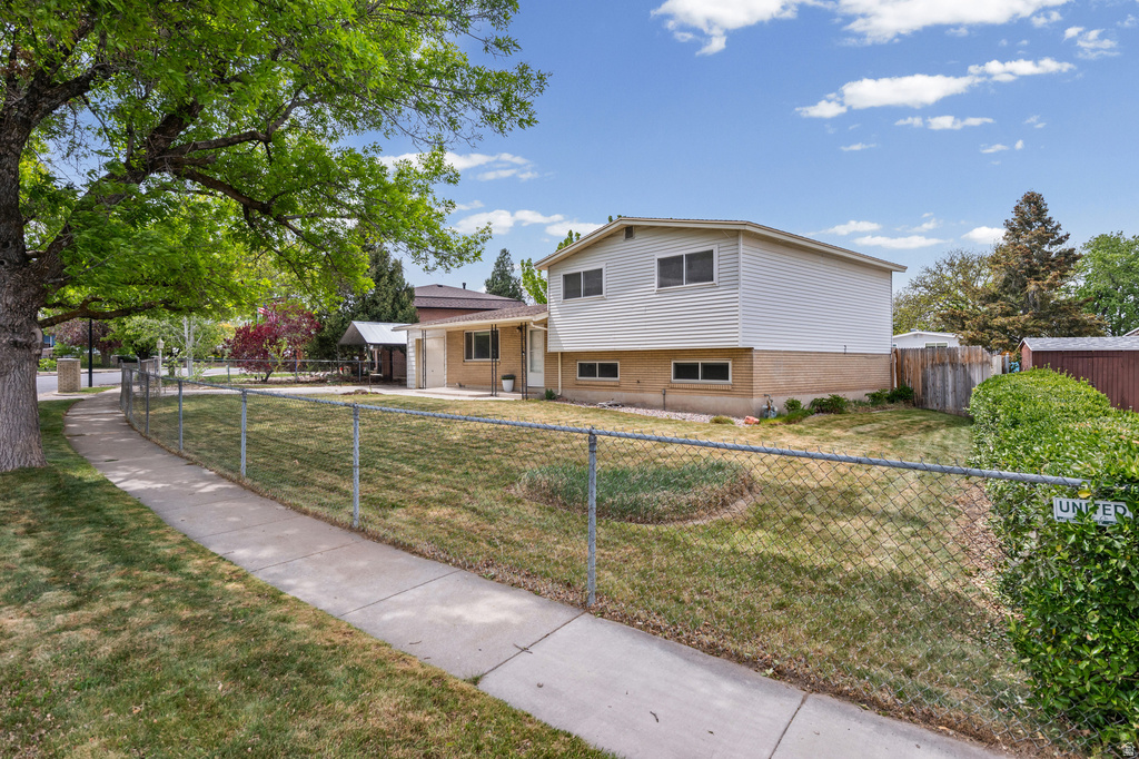 3846 W MEADOW GATE DR West Valley City, UT 84120