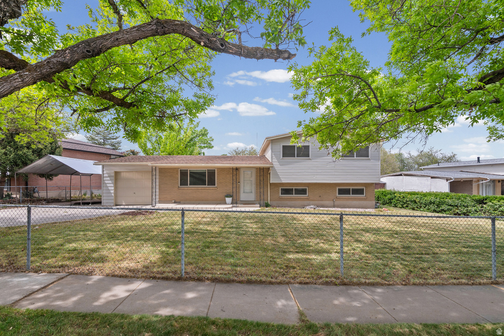 3846 W MEADOW GATE DR West Valley City, UT 84120