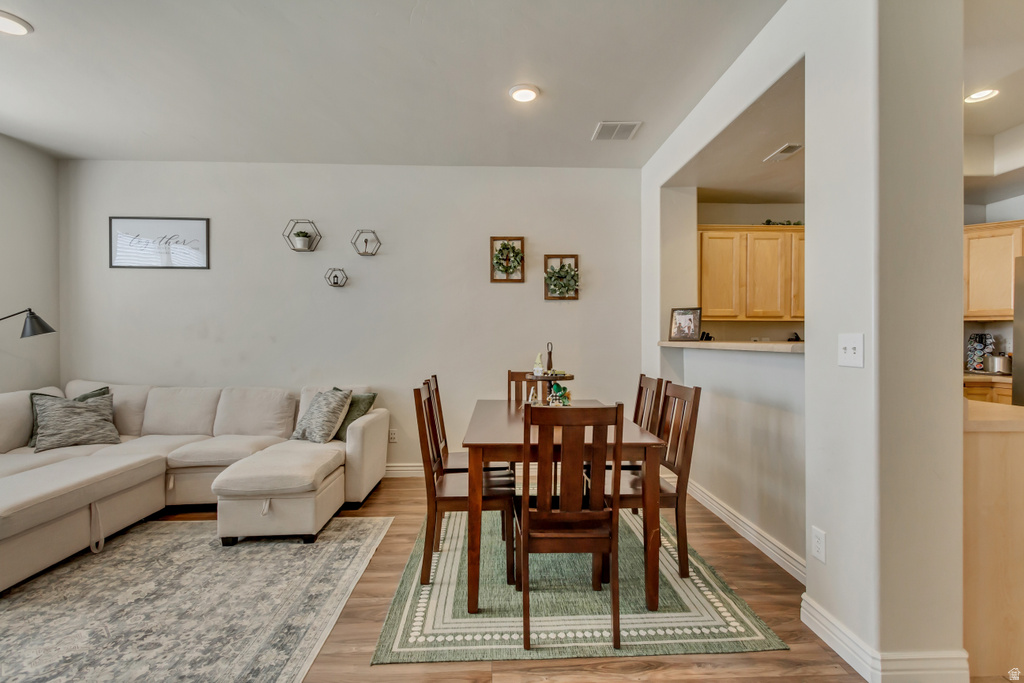 10646 S CAVE RUN LN South Jordan, UT 84009