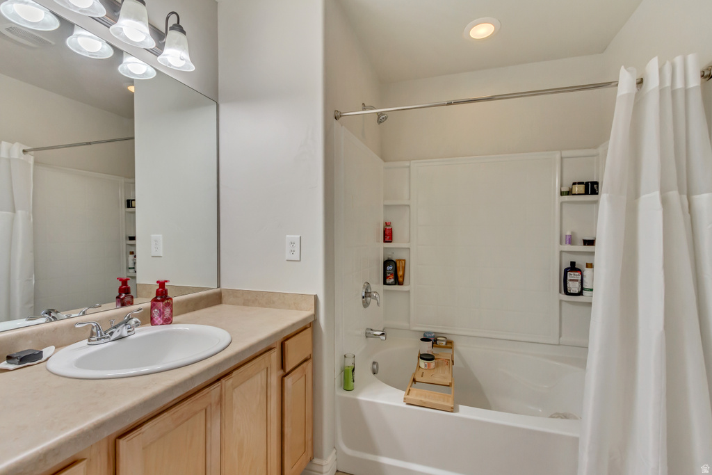 10646 S CAVE RUN LN South Jordan, UT 84009