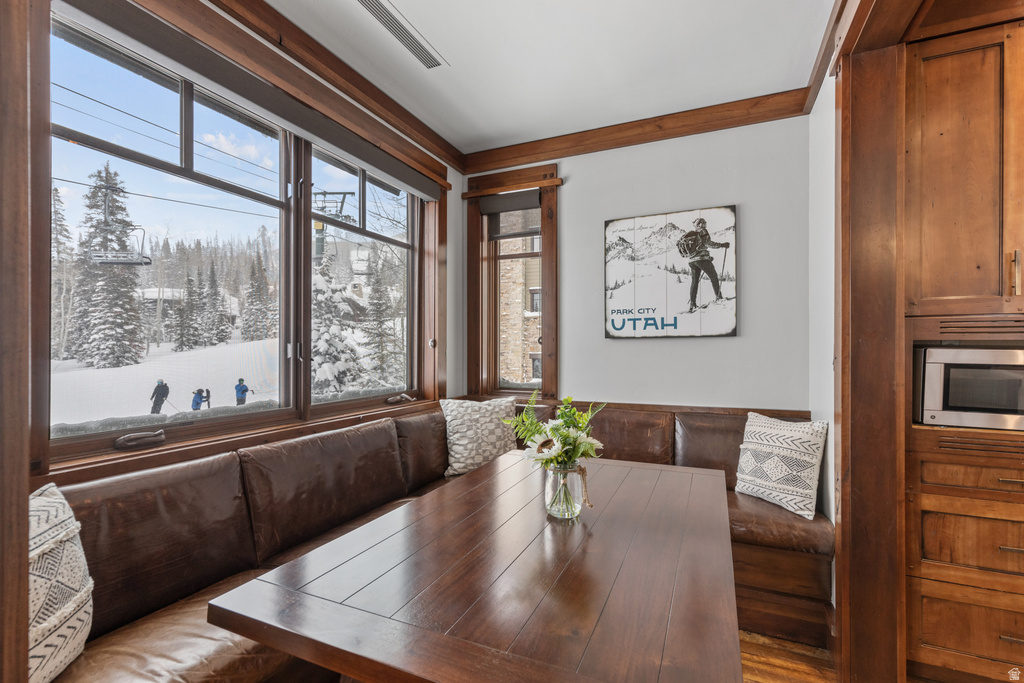 8889 EMPIRE CLUB DR #304 Deer Valley, UT 84060