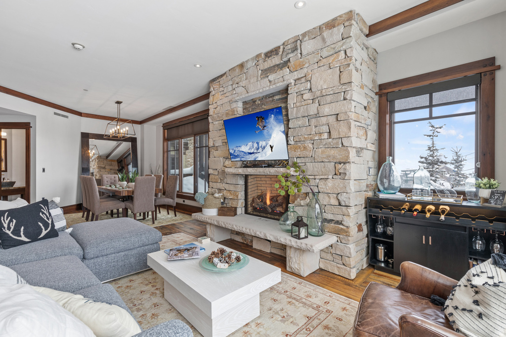 8889 EMPIRE CLUB DR #304 Deer Valley, UT 84060