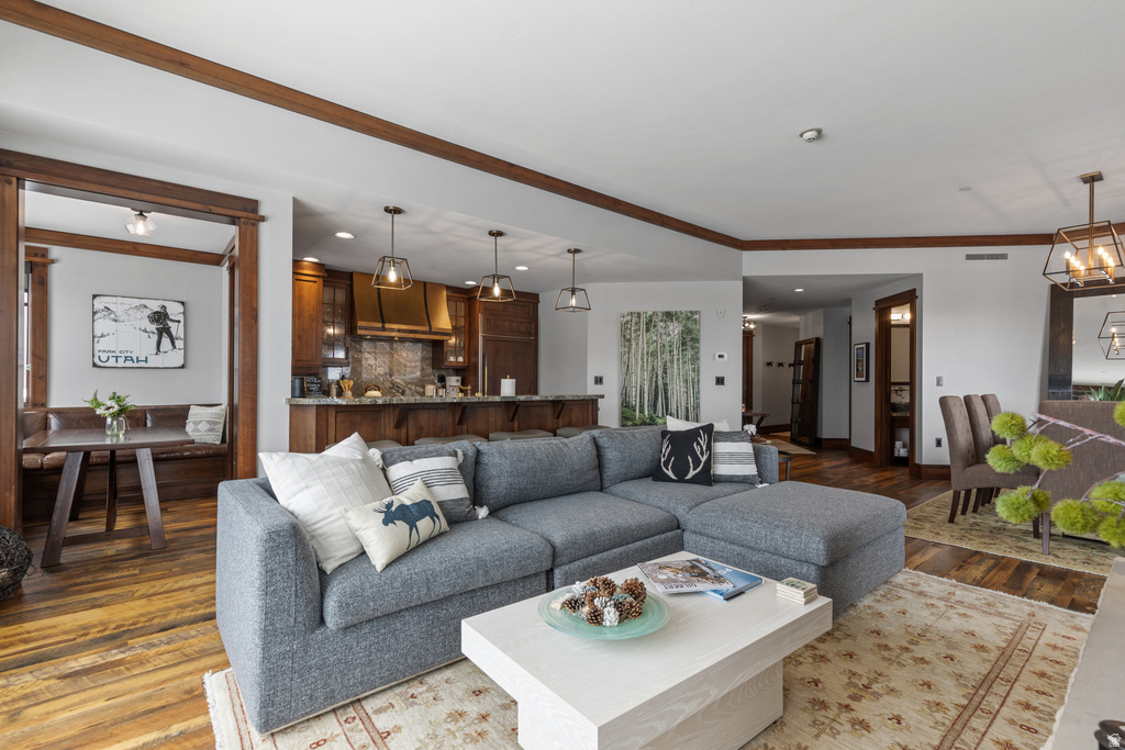 8889 EMPIRE CLUB DR #304 Deer Valley, UT 84060