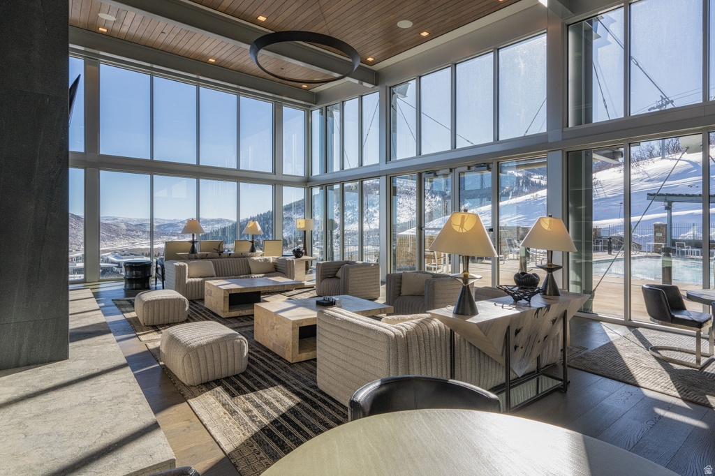 2752 W HIGH MOUNTAIN RD #902 Park City, UT 84098