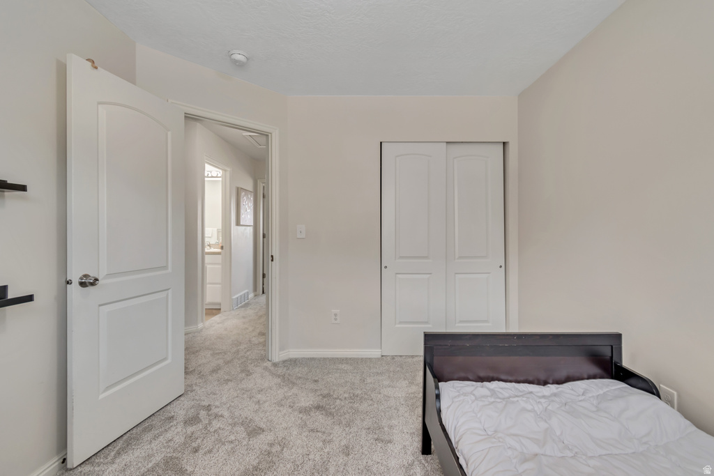 2957 E LOOKOUT DR Eagle Mountain, UT 84005