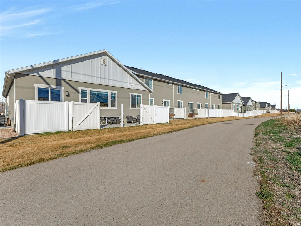 12235 S RYDER CT Draper, UT 84020