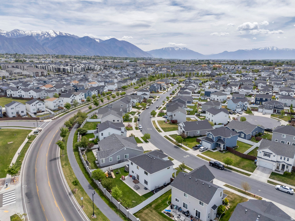 297 E 370 N Vineyard, UT 84059