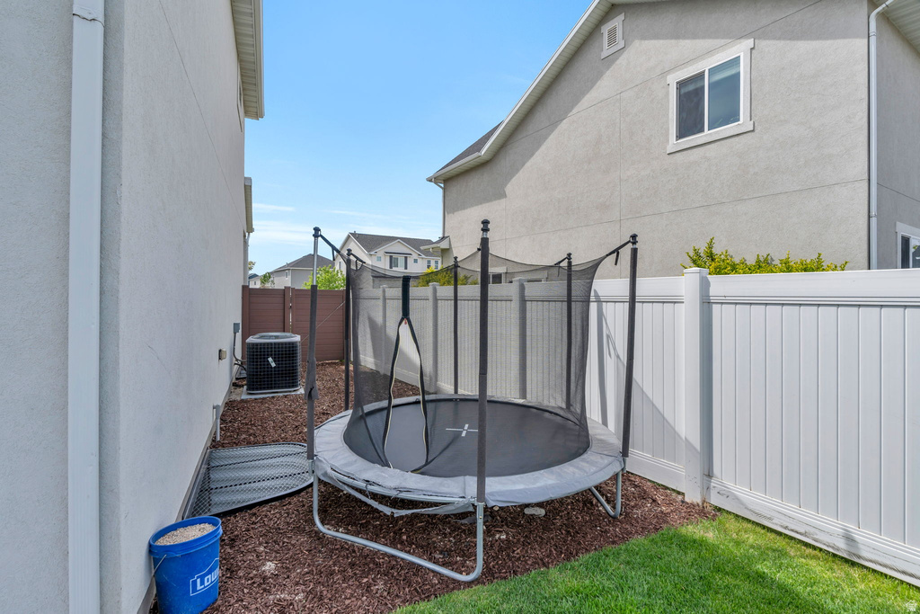 297 E 370 N Vineyard, UT 84059