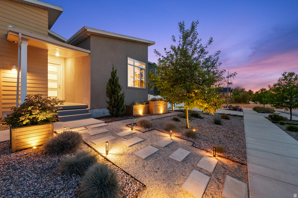 516 E FARMER ALUMNI DR South Salt Lake, UT 84106