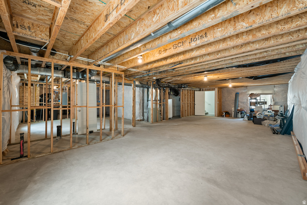 516 E FARMER ALUMNI DR South Salt Lake, UT 84106