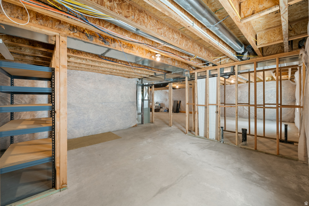 516 E FARMER ALUMNI DR South Salt Lake, UT 84106