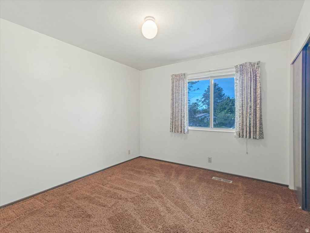 8287 S VALENCIA CIR Sandy, UT 84093