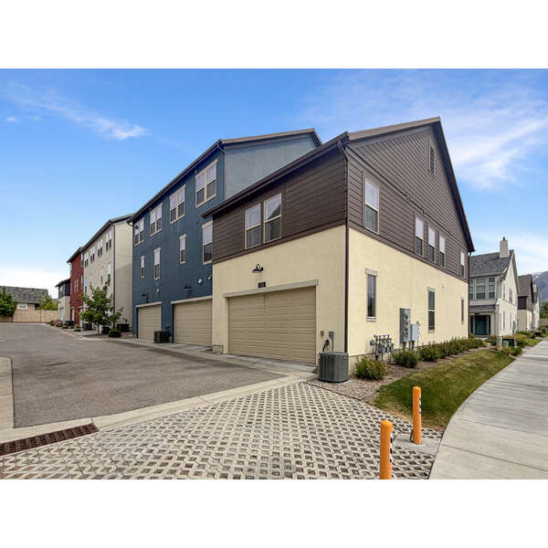 2120 N 750 W Layton, UT 84041