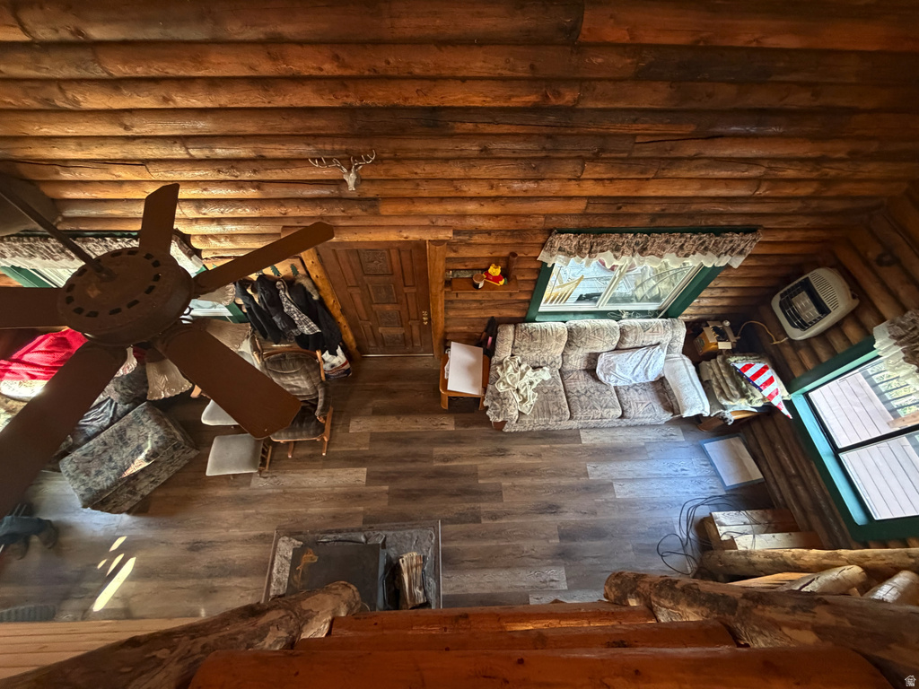 7672 JIM BRIDGER DR Huntsville, UT 84317