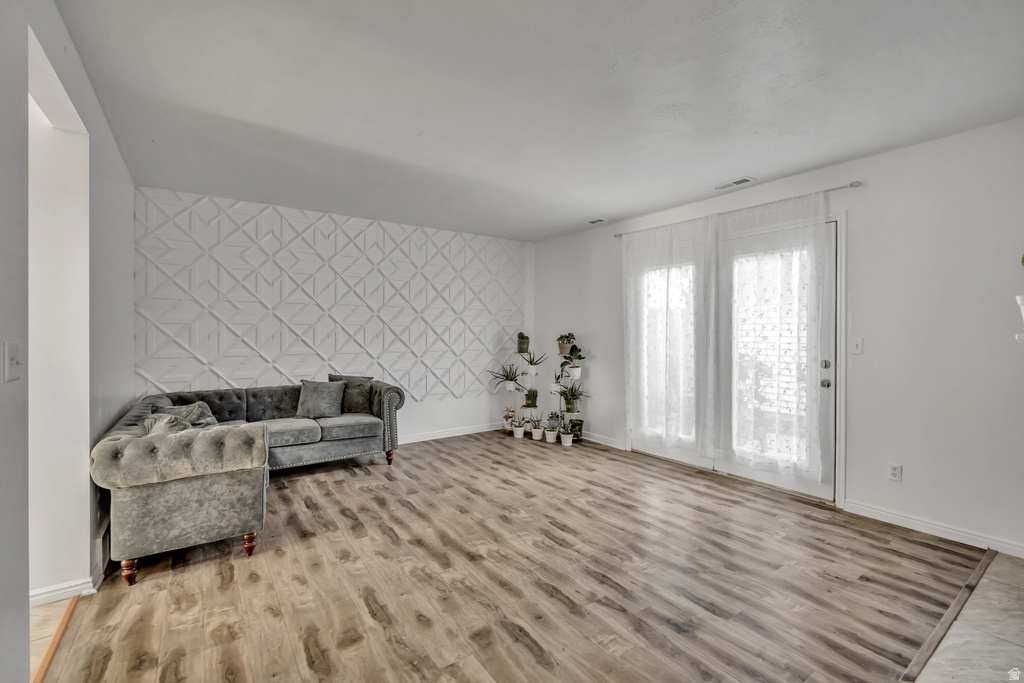 3632 S 2045 W West Valley City, UT 84119