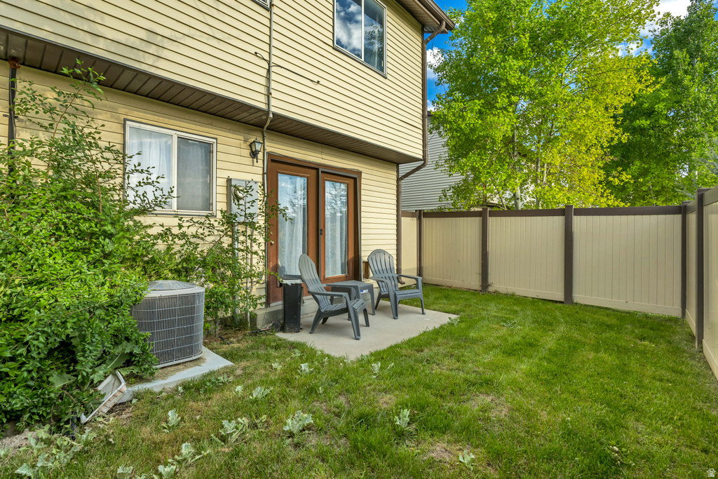 3632 S 2045 W West Valley City, UT 84119