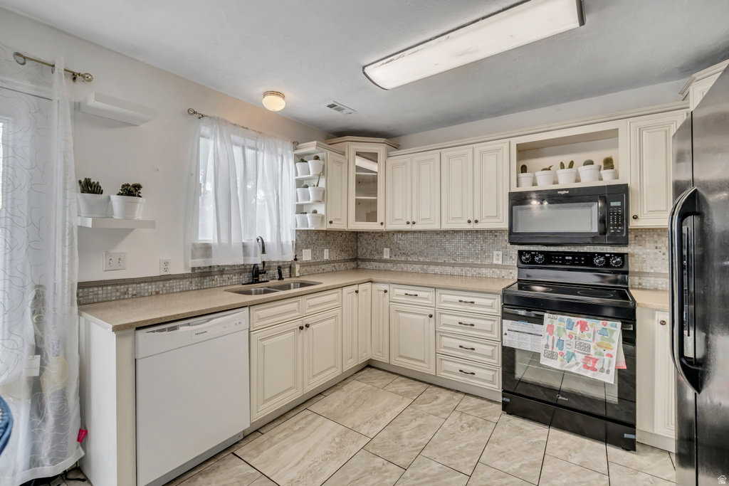 3632 S 2045 W West Valley City, UT 84119