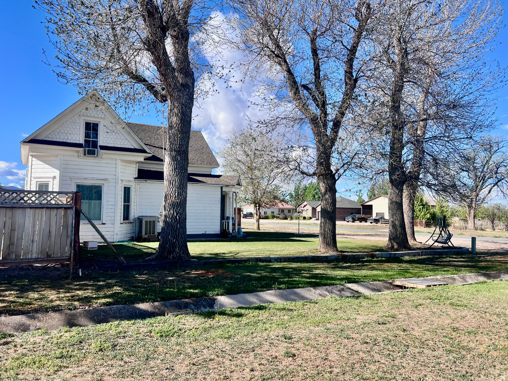 11 S 200 E Meadow, UT 84644