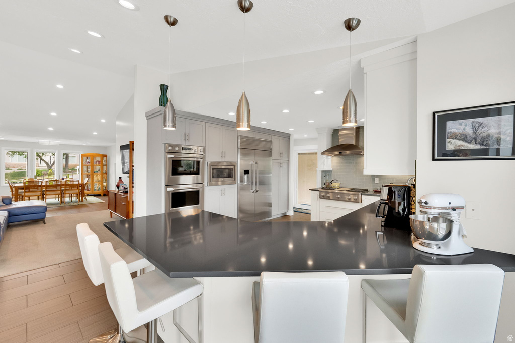 1506 S LAKEVIEW DR Bountiful, UT 84010