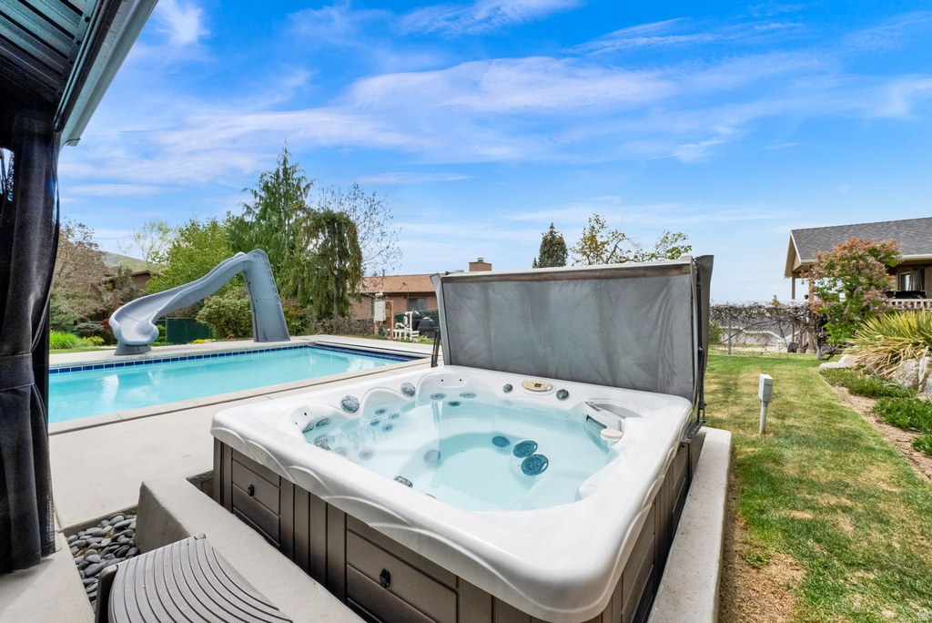 1506 S LAKEVIEW DR Bountiful, UT 84010