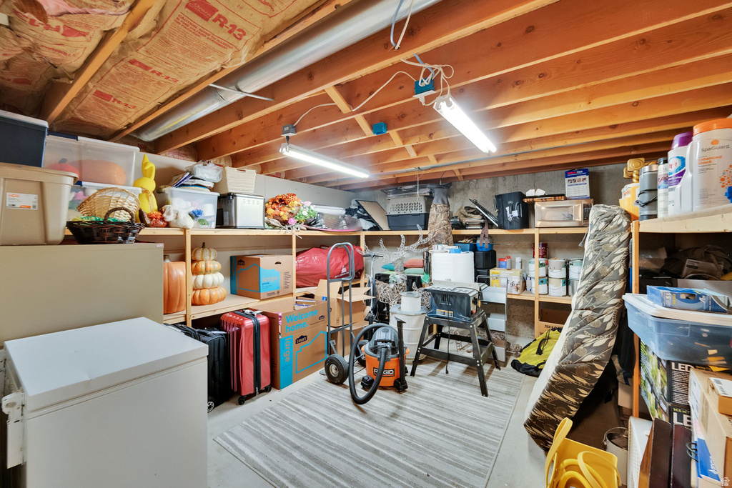 1506 S LAKEVIEW DR Bountiful, UT 84010