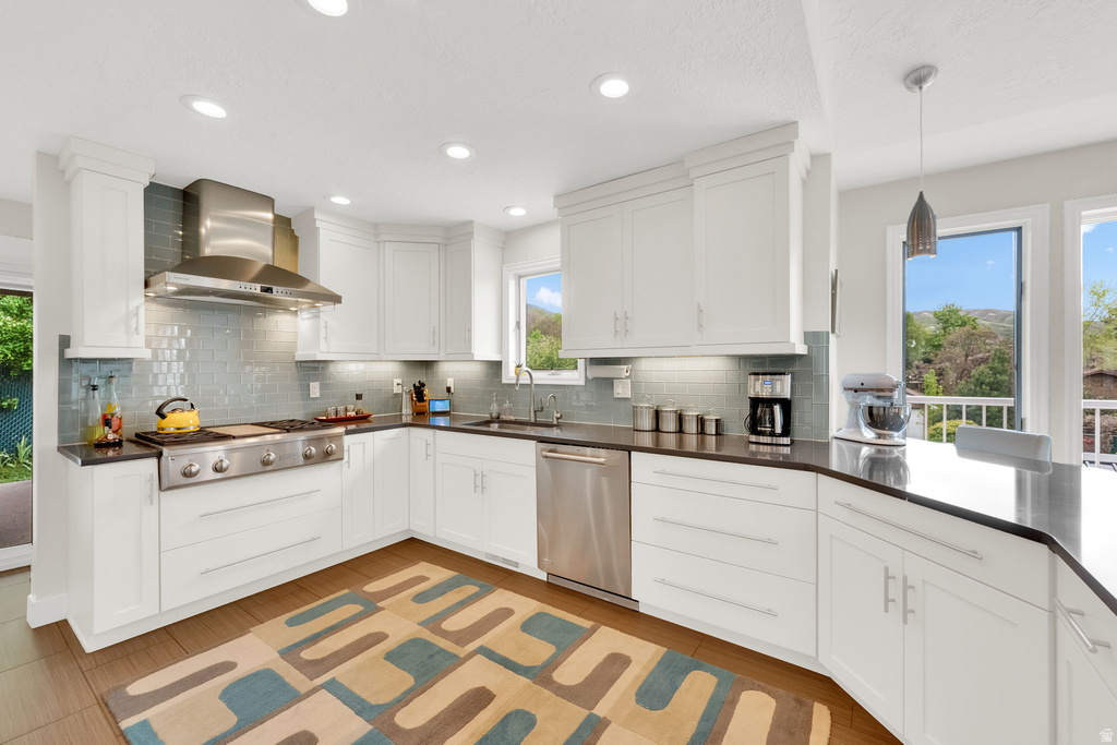 1506 S LAKEVIEW DR Bountiful, UT 84010