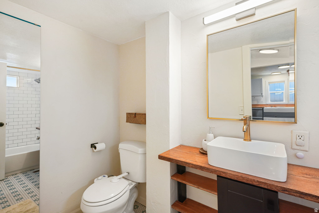 855 W ARAPAHOE Salt Lake City, UT 84104