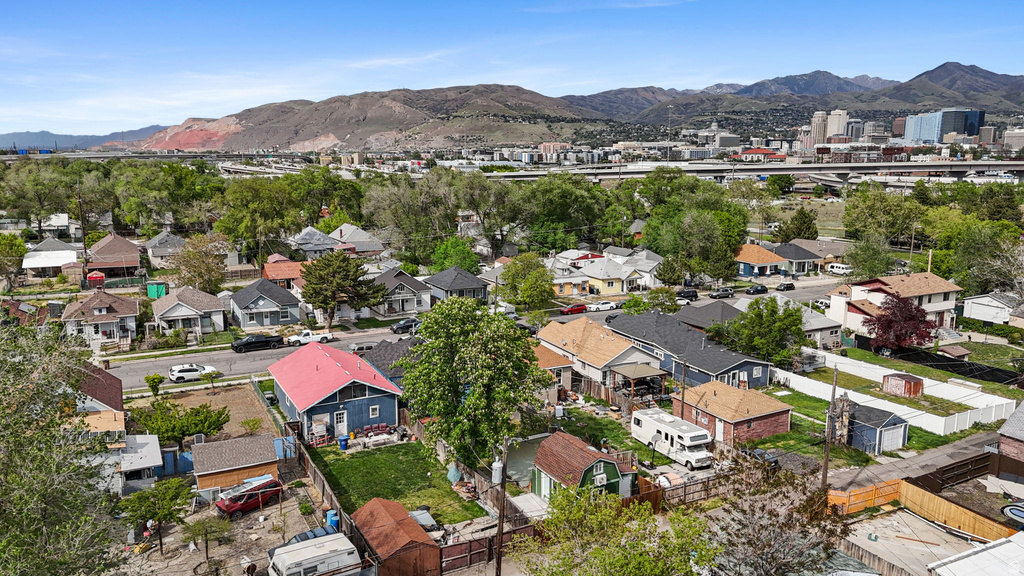 855 W ARAPAHOE Salt Lake City, UT 84104