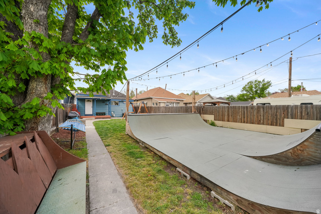 855 W ARAPAHOE Salt Lake City, UT 84104