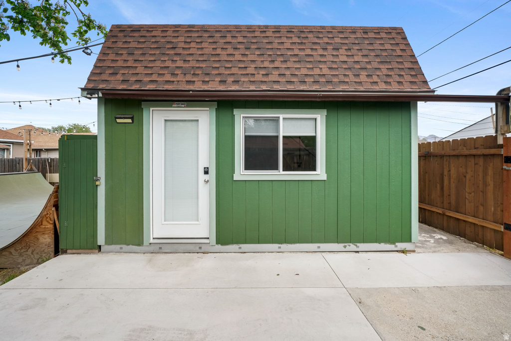 855 W ARAPAHOE Salt Lake City, UT 84104