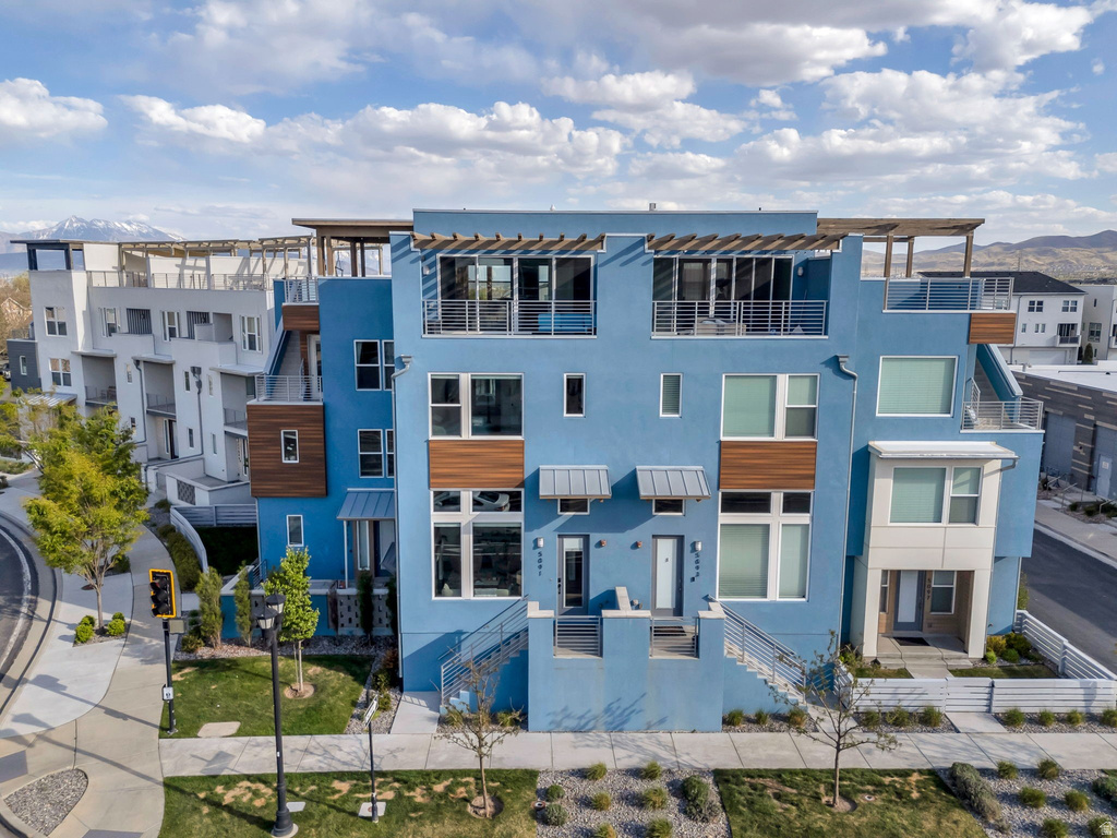 5091 W DAYBREAK PARKWAY South Jordan, UT 84009