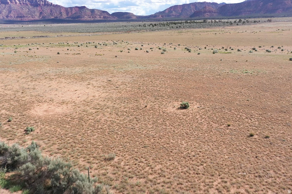 481 S COYOTE RD Apple Valley, UT 84737