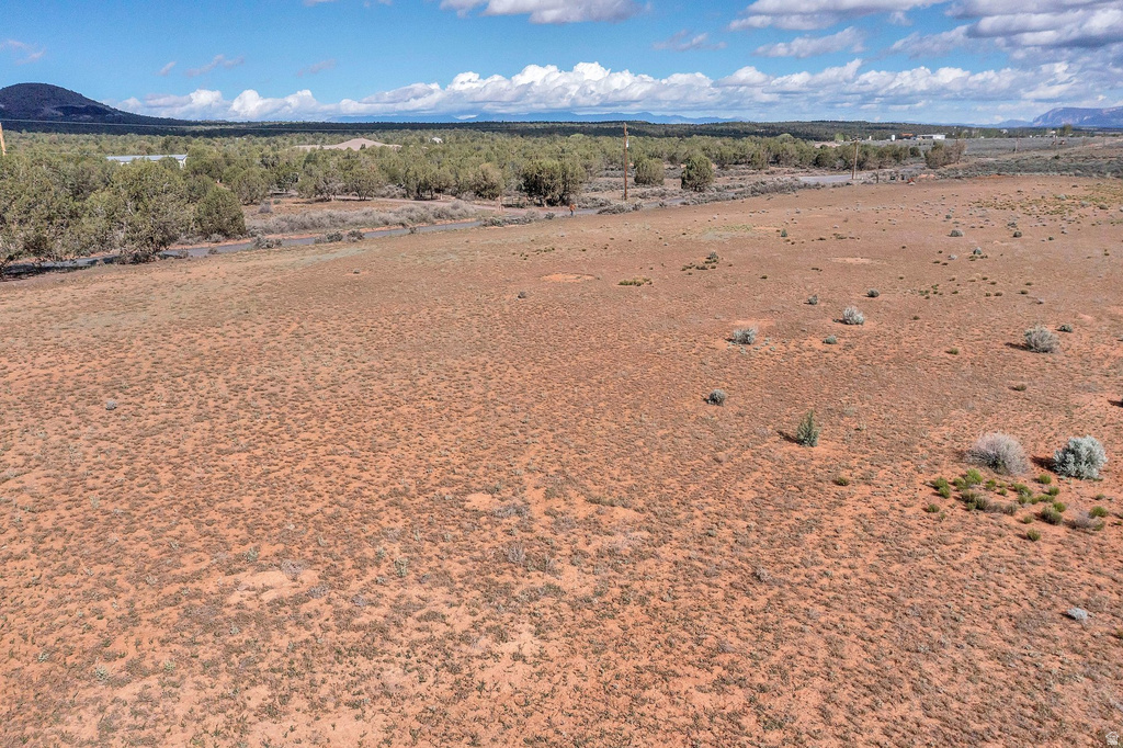 481 S COYOTE RD Apple Valley, UT 84737