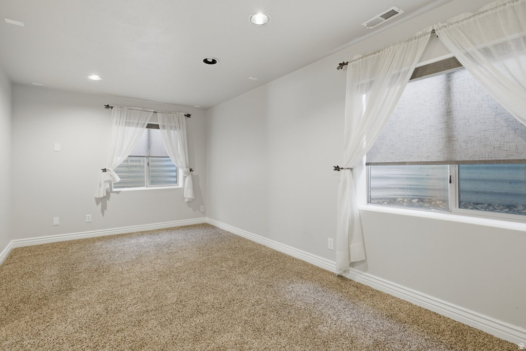 5823 W ROUND ROCK DR Herriman, UT 84096