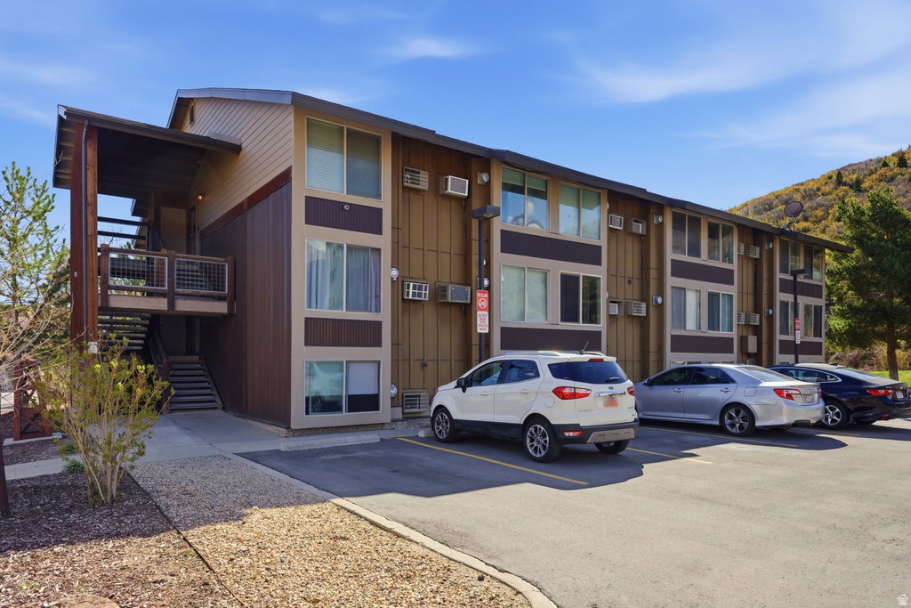 2015 PROSPECTOR AVE #122 Park City, UT 84060