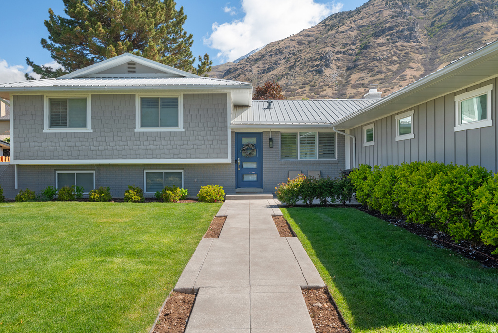 3010 N CHEROKEE LN Provo, UT 84604