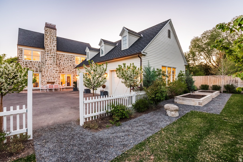 4857 S VIEWMONT ST Holladay, UT 84117