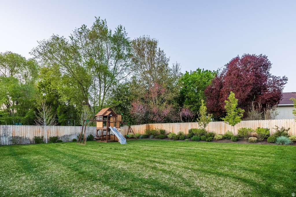 4857 S VIEWMONT ST Holladay, UT 84117